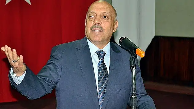 Halkın seçeceği Cumhurbaşkanının başımızın üstünde yeri var