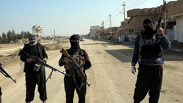 IŞİD Kaim'i ele geçirdi