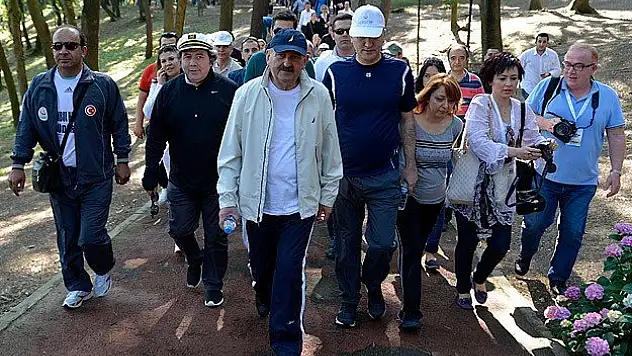 Türkiye sağlıkta tüketici ülke konumunda devam etmemeli