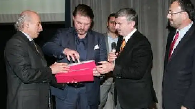 Yiğit Bulut Konya'da konuştu