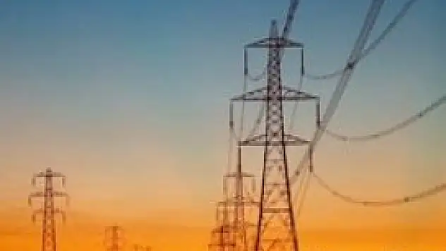 Elektrik hatları üzerinden iletişim geliyor