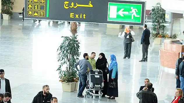 Türk vatandaşları Libya'dan ayrılıyor