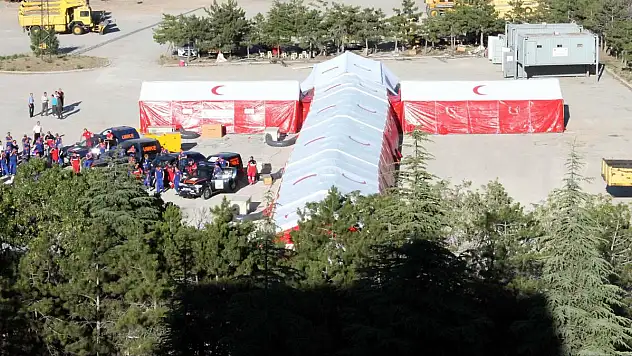 Mobil hastane kurum eğitimi Konya'da başladı