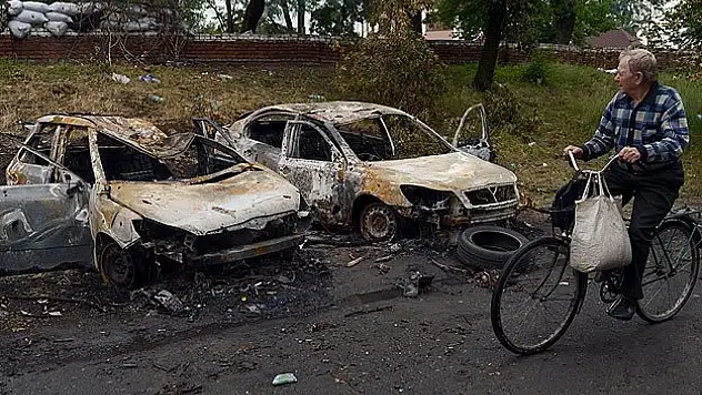 Ukrayna'nın harabeye dönen kenti: Slavyansk