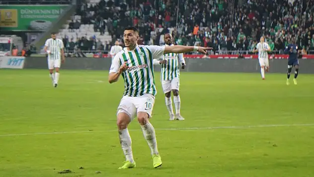 Konyaspor'da gözler Jahovic'te!