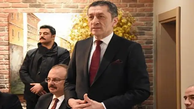 Bakan Selçuk'tan heyecanlandıran öğretmen ataması açıklaması!