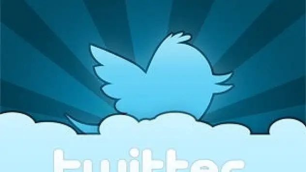 Retweet gidiyor, alıntılama geliyor