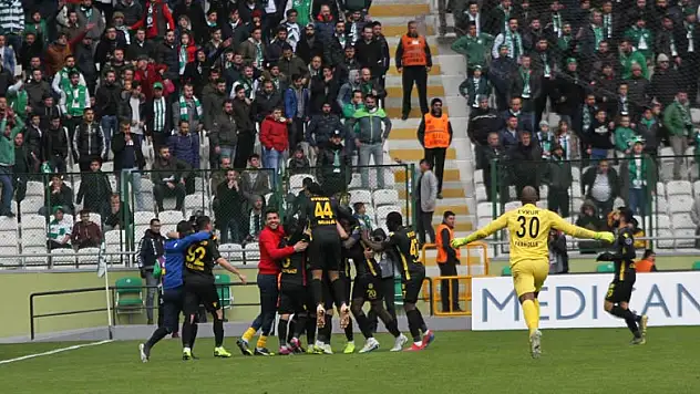 Konyaspor hatalı taçtan gol yedi