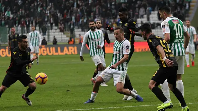 Konyaspor'da üçlü orta gol yedirdi