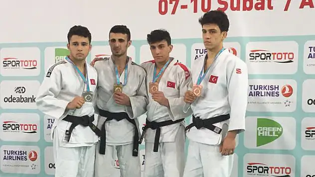 Selçuklu'dan 4 derece