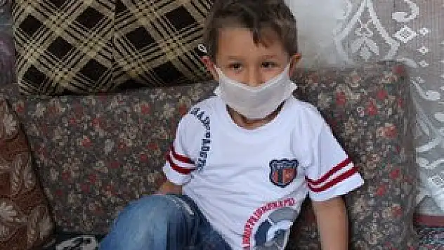 Ablasından alınan ilikle yaşama tutundu