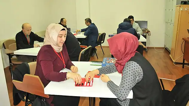 Karatay AKİP 'Öğretmen akademisi atölyesi' ile bir ilke daha imza attı