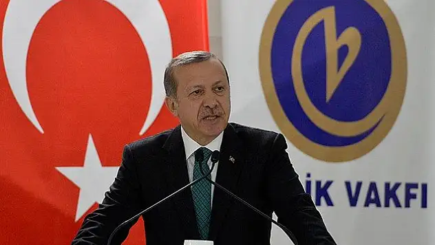 Mübarek bir davanın hizmetkarlarıyız