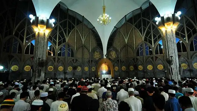 Tayland'da camiye silahlı saldırı