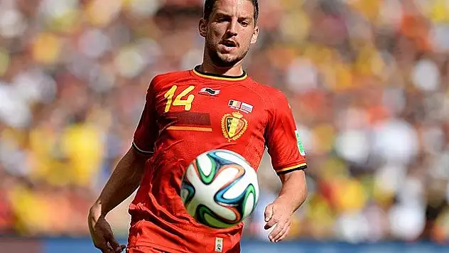 Sıcaklar futbolcuları zorluyor