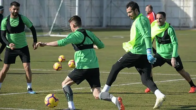 Konyaspor bugün izinli