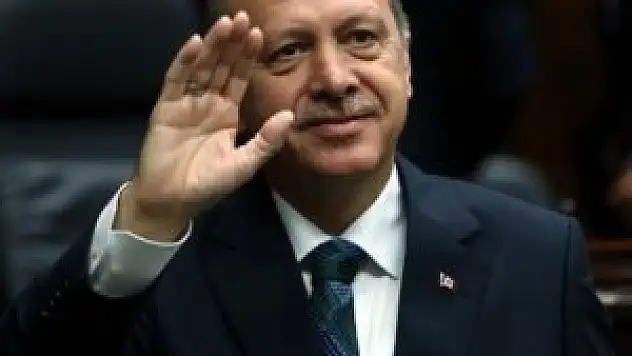 Başbakan üç ismi görüşmeye çağırdı