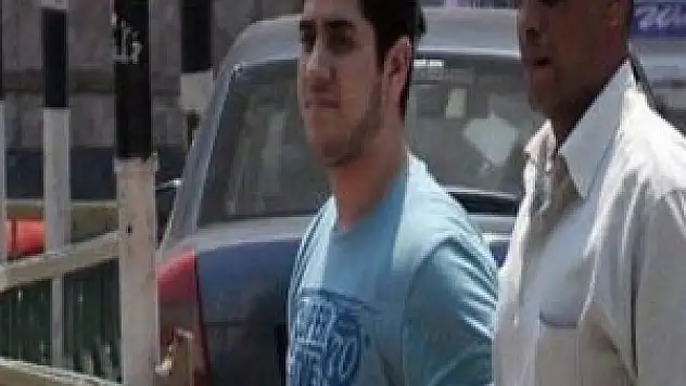 Mursi'nin oğlu için şok karar!