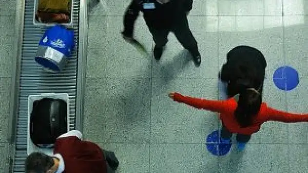 ABD, havalimanlarında güvenlik önlemlerini arttırıyor