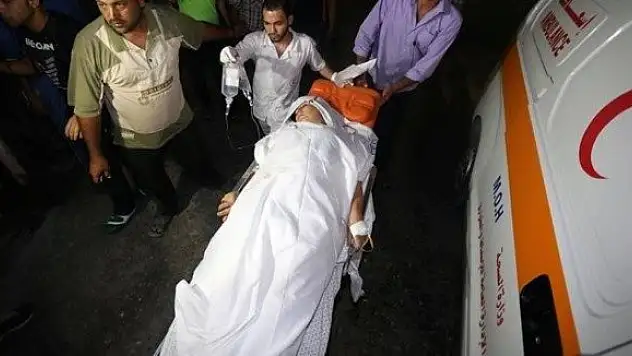 İsrail Gazze'yi vurmaya devam ediyor