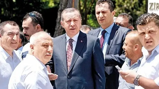 Otuz günde kırk miting