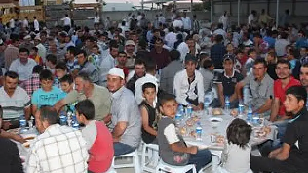 KARATAY MAHALLELERİ İFTARDA BULUŞUYOR