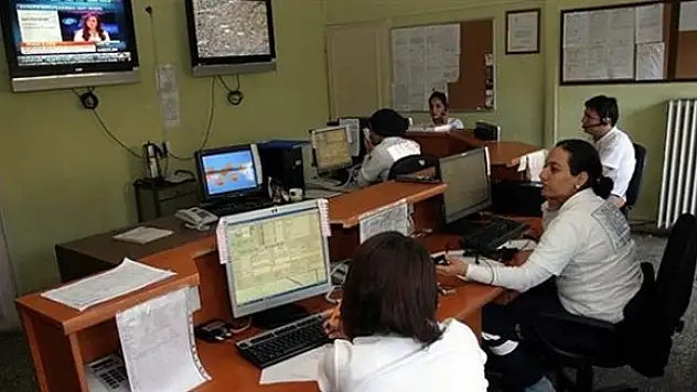 Enflasyon 2.7 milyon memuru farktan etti