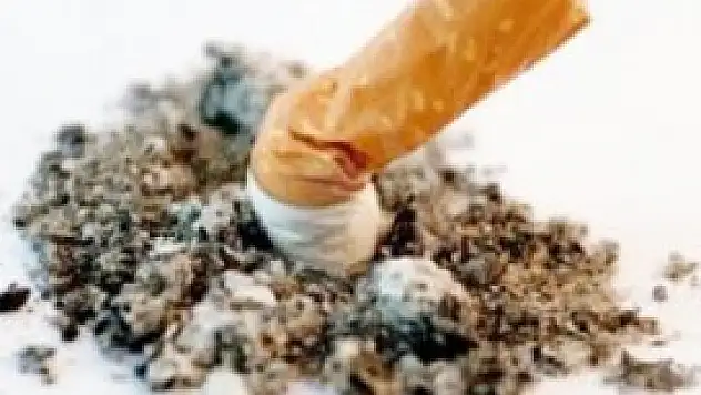 Sigarayı bırakana takım elbise veriyor