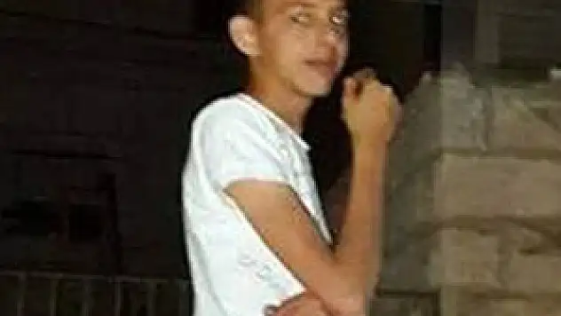 Benzin içirip diri diri yaktılar!