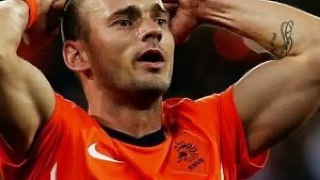 Sneijder'den yeni rekor!