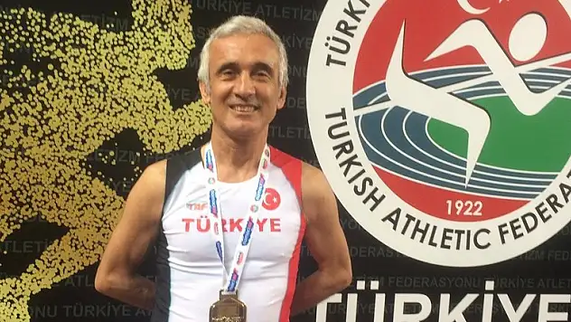 Seyfi Atamer, Balkan şampiyonu oldu