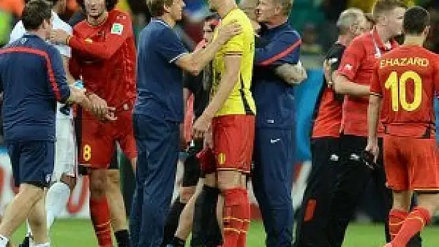 Belçika basını elenmeyi 'tecrübesizliğe' bağladı