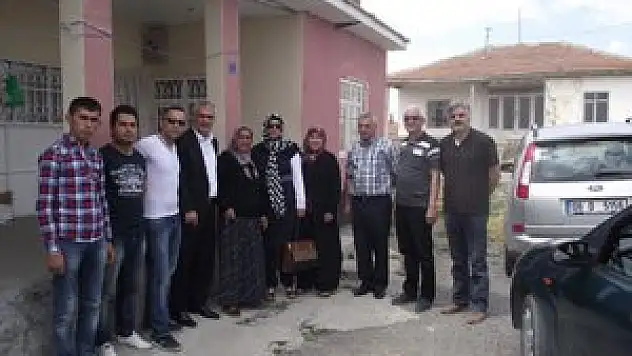 KULU AK PARTİ'DEN RAMAZAN PAKETİ YARDIMI