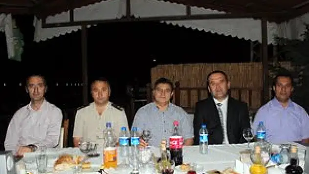 BEYŞEHİR EMNİYET MÜDÜRÜ MACİT'E VEDA YEMEĞİ