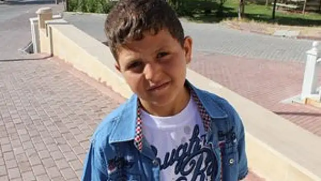 Suriyeli Mustafa'nın yarasını ilçe halkı sarıyor