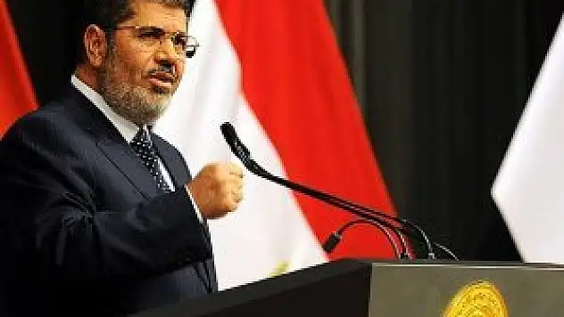 Mursi'nin büyük sıkıntılarla karşılaşacağı öngörülebilirdi