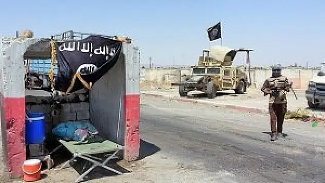 IŞİD'den korkan 10 bin sivil evlerini terk etti