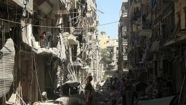 Ramazanda Halep'e varil bombası yağdı