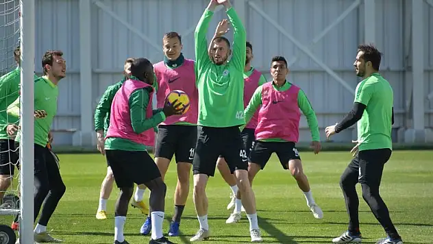 Atiker Konyaspor, Beşiktaş maçının hazırlıklarını tamamladı