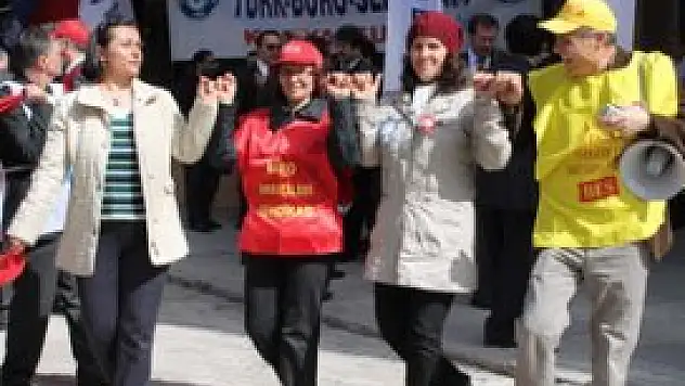 Maliye çalışanlarından iş bırakma eylemi