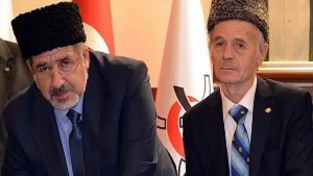 Kırım Tatar liderleri Rusya'ya direniyor