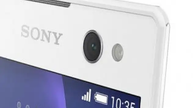 Dünyanın en iyi selfie telefonu!