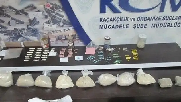 4 ilde silah kaçakçılığı operasyonu