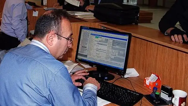 Ceza alan aday memur işten atılamayacak