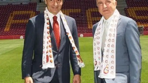 Ünal Aysal istedi Prandelli karşı çıktı!