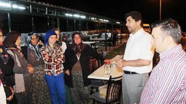 Derbent'te yetim çocuklarına iftar