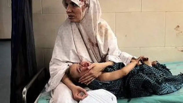 Gazze'de 33'ü çocuk 165 kişi hayatını kaybetti