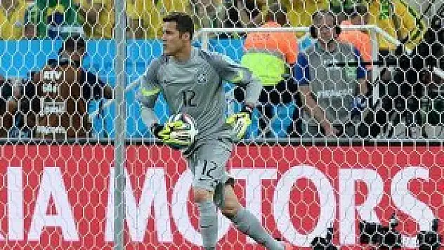 Julio Cesar milli formaya veda etti