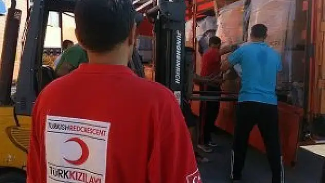 Türk Kızılayı harekete geçti