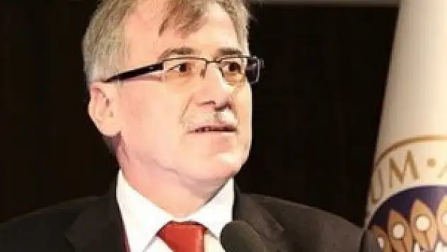 'STV ve Halk TV'de TRT gibi yapmış'